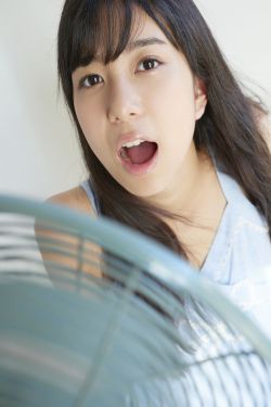 老头舔我逼使劲添